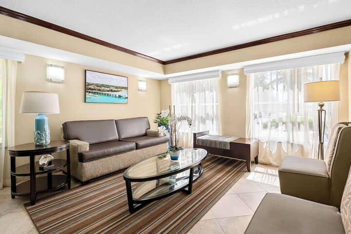 Hotel Interior 4 of 29